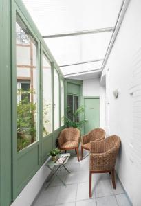 Appartements Residence Bains Callou situee face aux thermes : photos des chambres