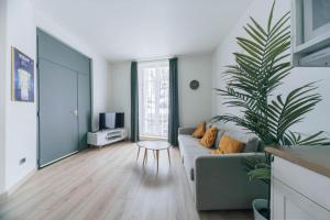 Appartements Residence Bains Callou situee face aux thermes : photos des chambres