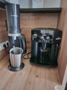 Neue moderne Ferienwohnung mit Infrarot Sauna und großen Garten