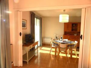 Appartements Saint Palais sur Mer - APPARTEMENT FACE MER sur la corniche de NAUZAN : photos des chambres