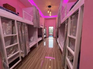 Funny Riverside Backpackers