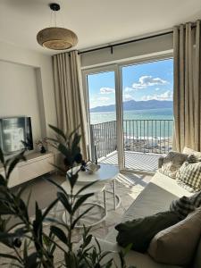 Margareta Ares 3 Apartment