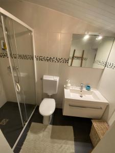 Maisons de vacances L-Heure Bleue : photos des chambres