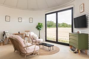 The Silos by Stamford Holiday Cottages