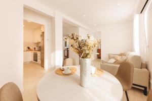 Bravissimo Jaume I Penthouse, with 3 bedrooms