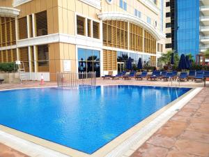 High Floor Elegance,prime Location-close To Tram