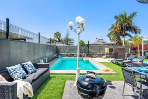 Holiday Home PISCINA PRIVADA CLIMATIZADA Teide Views, BBQ