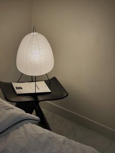 New Line 2 5 minutes from Bongcheon Station 6 minutes by airport bus 2 rooms up to 5 people