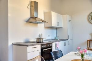 WEN BHF NEU & ZENTRAL in Weiden für bis zu 6 Personen