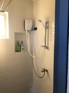 Bale Aida Cozy 4BR hse in Camaya Coast