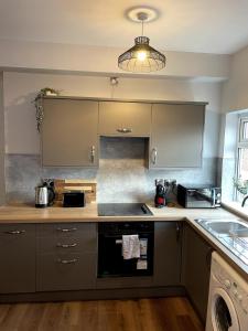 Central Industrial Chic 2-Bedroom Flat