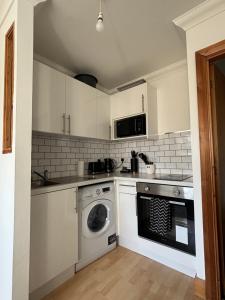 Stylish & compact city center studio apartment 7a
