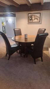 Charming Four Person Malthouse Apartment