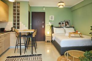 Pomegranate Luxury Studio by BiNoBi!