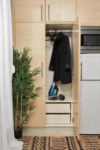 Pomegranate Luxury Studio by BiNoBi!