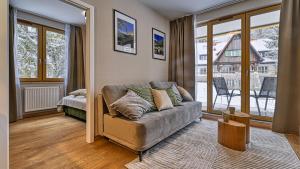 Mariental Residence, Sun & Snow