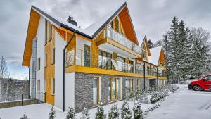 Mariental Residence, Sun & Snow