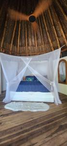 Maloca de Lujo Frente al Mar y Jacuzzi by NuevaOnda