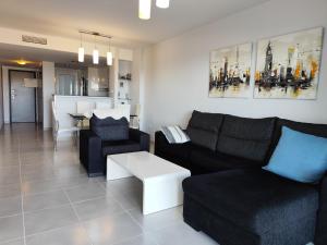 Lujoso apartamento con vistas al mar R61 by Novadesta