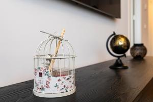 Elegance & Cozy by HOME Apartments, FREE Parking