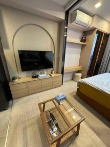 MRT - PhraRam 9 - G Tower - Jodd Fairs Market 欢迎光临