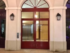 Stylish apartment a stones throw from Disneyland Paris