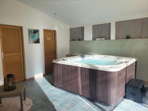 Appartements Logement charme provencal : photos des chambres