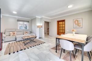 Villa Olivo Family Villa with pool in Marbella Centre