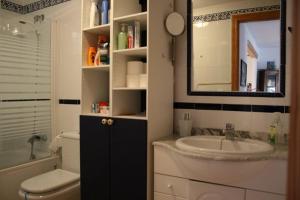 Preciosa casa con terraza y piscina R64 by Novadesta