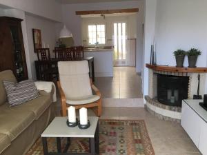 Preciosa casa con terraza y piscina R64 by Novadesta