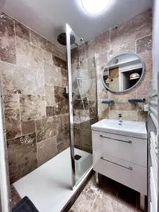 Studio Duplex le Jungle - Bourgoin Centre - 布尔昆