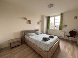 Appartements Les sables d'or Grand apt lumineux bien equipe 1er etage vue panoramique sur campagne pres superette, a 600 m plage proche Omaha Beach et pointe du Hoc parking gratuit, garage a disposition : photos des chambres