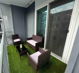 The Midtown Gem - Luxury Living Close to It All