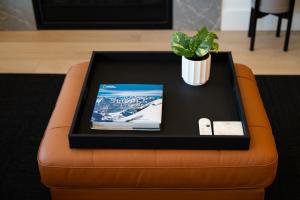 Lakeside Crest Estate Cottages