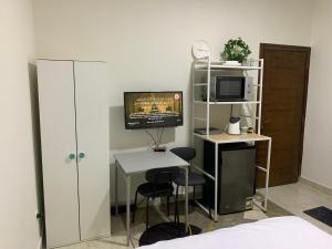 Comfort Suite Near Triumph Luxury Hotel
