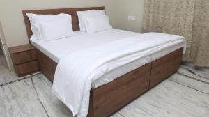 Pinkoos Elite Homestay