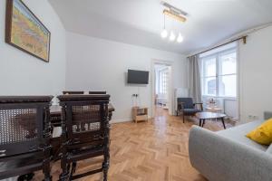 Hanna Lovely two bedrooms apartment