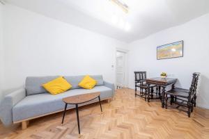 Hanna Lovely two bedrooms apartment