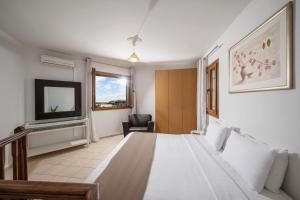 Rocca a Mare Maisonette II