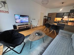 Sejours chez l'habitant Appartement partage avec jardin - metro 11 & 9 : photos des chambres