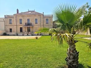 Jolie masdame - Sauzet - Sauzet