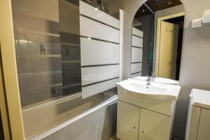 Appartements Agreable T3 : photos des chambres