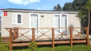 Bungalow with Shared Pool in Pataias + 30 m² + Pool.