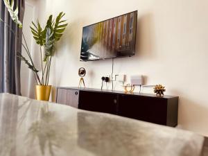 Furnished 2Br, Riverside drive with Gym Behind Riverside square Mall 2 minutes to Westlands