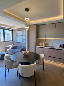 Front Row Beach Apartment