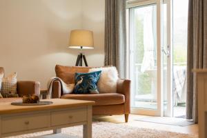 The Heronry Hideaway with luxury hot tub