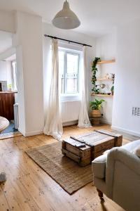 Peaceful 3 Double Bed House By Park