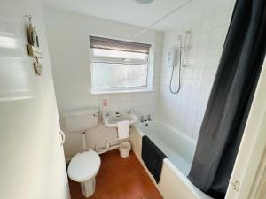 2 Bedroom Chalet SB177, Sandown, Isle of Wight