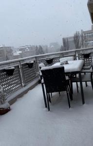 Spacious apartment with a Mountain view, big balcony and parking