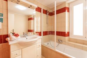 Appartements HEAVEN AP4440 By Riviera Holiday Homes : photos des chambres